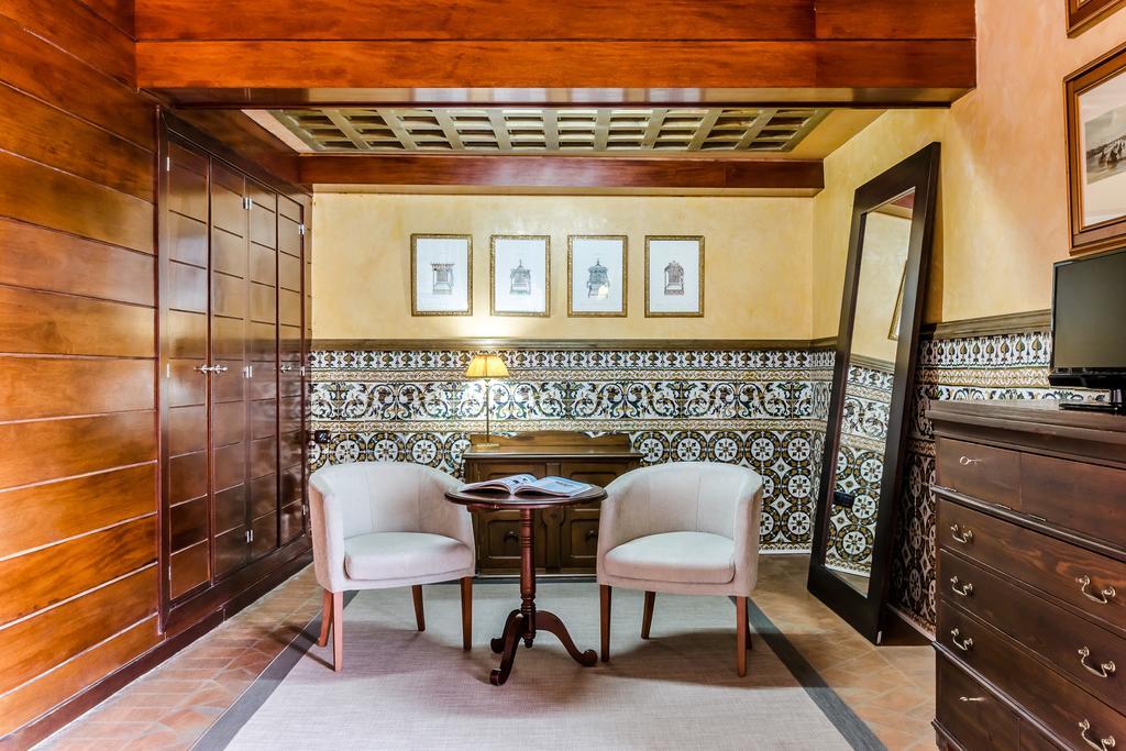 Hospederia Palacio Papa Luna Illueca Extérieur photo